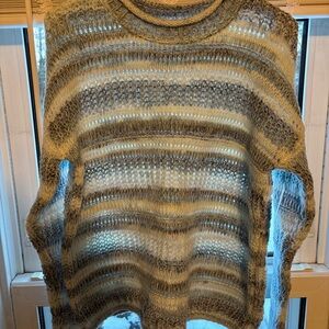 Time and Tru Blue and Cream Striped Sweater